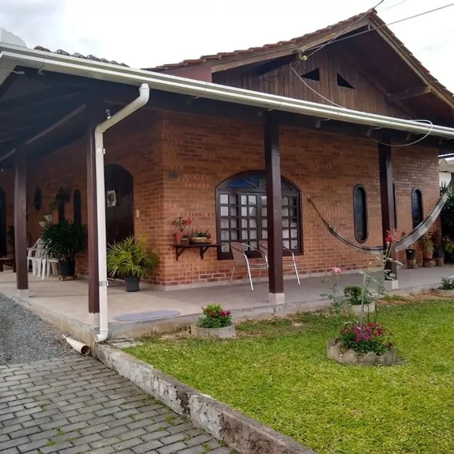 Foto 1 de Casa com 3 Quartos à venda, 640m² em Das Capitais, Timbó