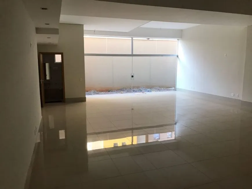 Foto 1 de Ponto Comercial para alugar, 125m² em Barro Preto, Belo Horizonte