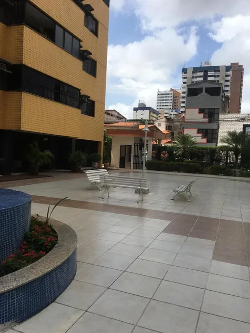 Foto 1 de Apartamento com 3 Quartos à venda, 88m² em Meireles, Fortaleza