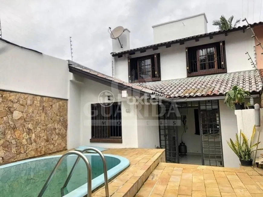 Foto 1 de Casa com 3 Quartos à venda, 180m² em Ipanema, Porto Alegre