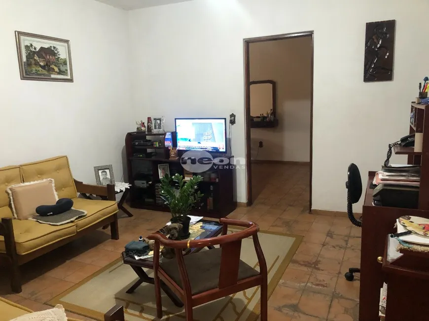Foto 1 de Casa com 3 Quartos à venda, 220m² em Vila Assis Brasil, Mauá
