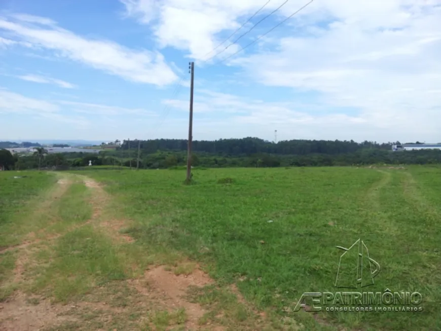 Foto 1 de Lote/Terreno à venda, 101813m² em Cajuru do Sul, Sorocaba