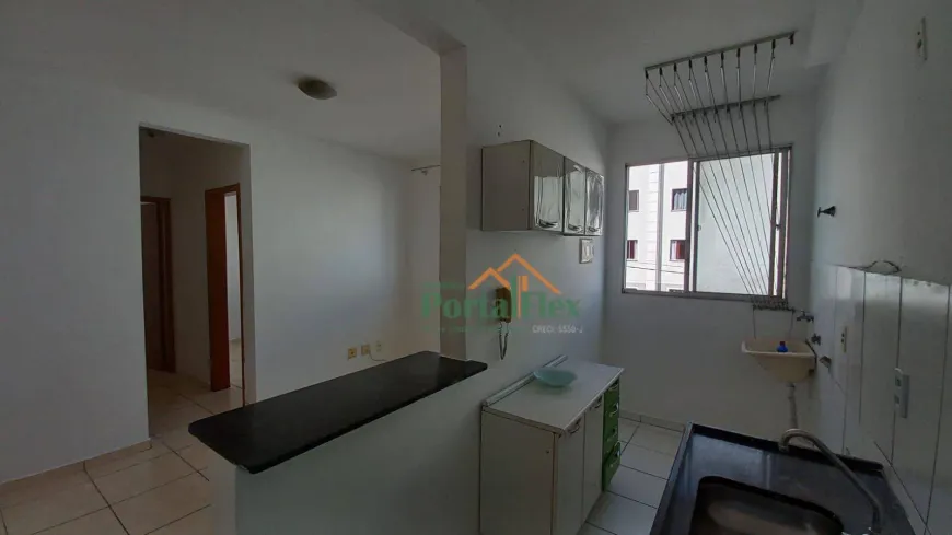 Foto 1 de Apartamento com 2 Quartos para alugar, 45m² em Colina de Laranjeiras, Serra