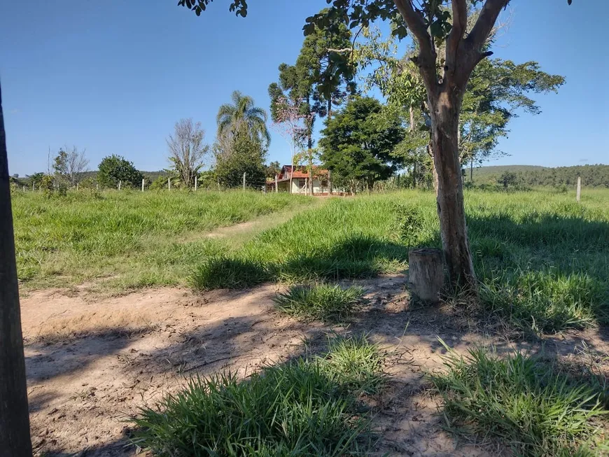 Foto 1 de Fazenda/Sítio com 2 Quartos à venda, 75m² em Area Rural de Itapetininga, Itapetininga