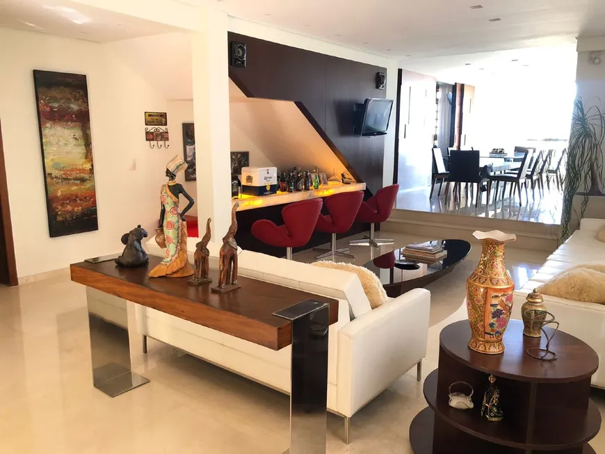 Foto 1 de Casa com 4 Quartos à venda, 613m² em Estoril, Belo Horizonte