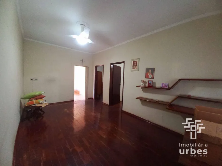 Foto 1 de Casa com 4 Quartos à venda, 121m² em C Jardim, Americana