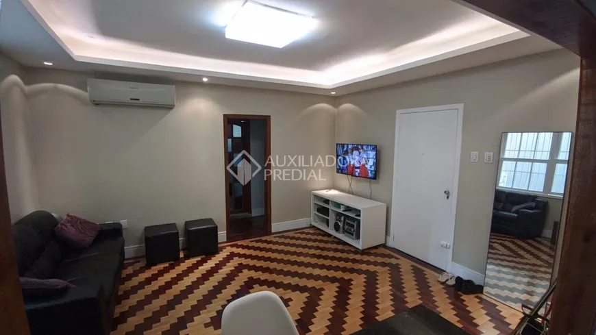 Foto 1 de Apartamento com 1 Quarto à venda, 60m² em Floresta, Porto Alegre