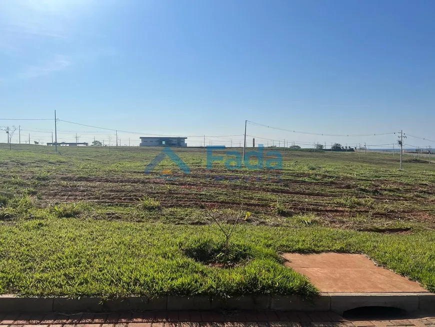 Foto 1 de Lote/Terreno à venda, 450m² em , São Pedro do Paraná