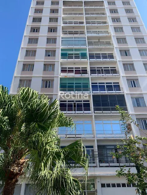 Foto 1 de Apartamento com 3 Quartos à venda, 142m² em Centro, Uberlândia