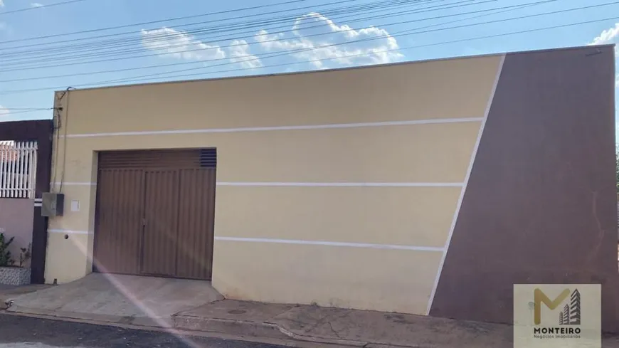 Foto 1 de Casa com 2 Quartos à venda, 132m² em Novo Mundo, Várzea Grande