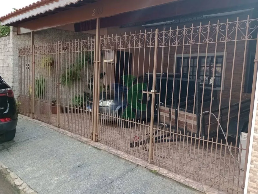 Foto 1 de Casa com 3 Quartos à venda, 217m² em Cidade Jardim, Jacareí