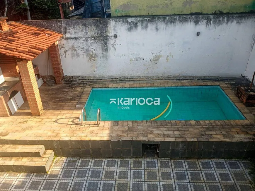 Foto 1 de Casa de Condomínio com 4 Quartos à venda, 196m² em Bento Ribeiro, Rio de Janeiro