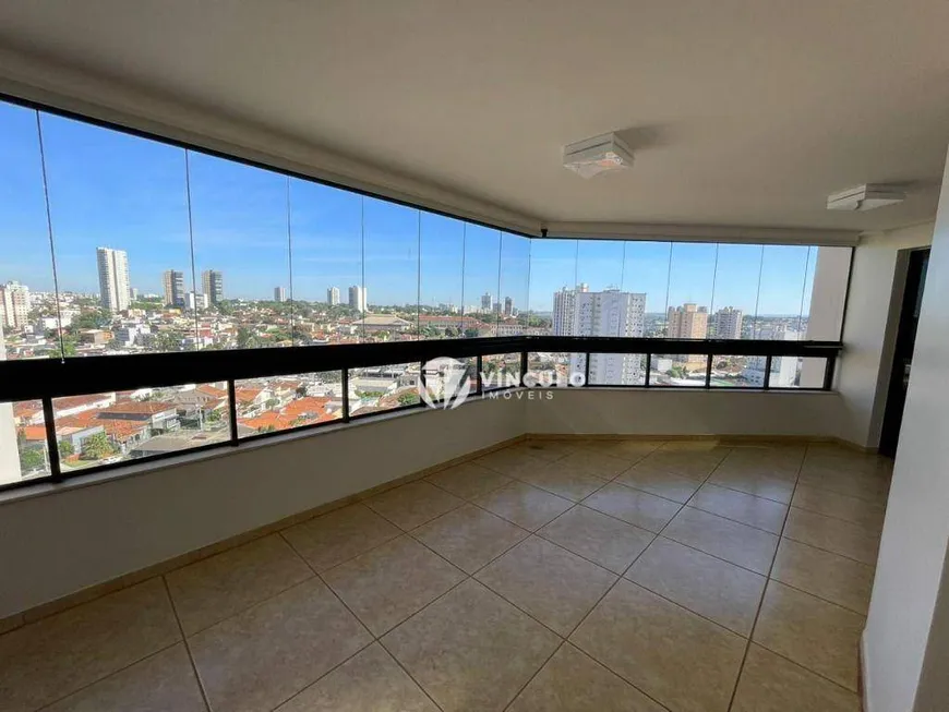 Foto 1 de Apartamento com 4 Quartos à venda, 399m² em Jardim Alexandre Campos, Uberaba