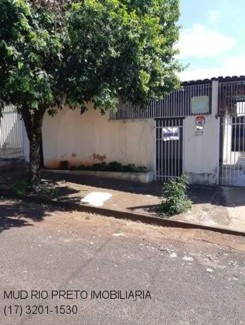 Foto 1 de Casa com 4 Quartos à venda, 140m² em Conjunto Habitacional Sao Jose do Rio Preto, São José do Rio Preto