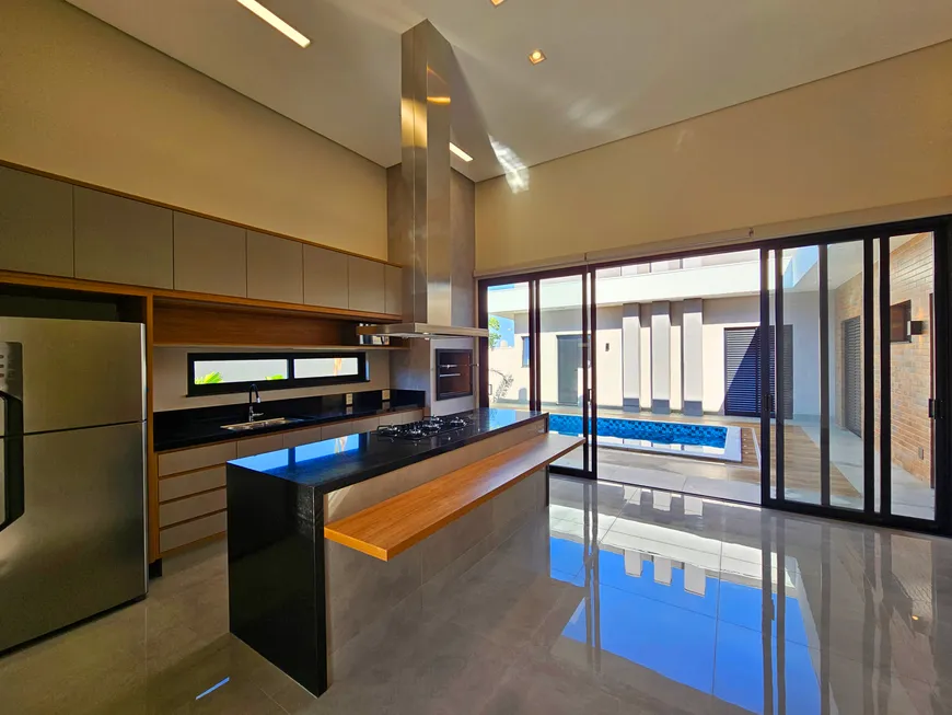 Foto 1 de Casa de Condomínio com 3 Quartos à venda, 190m² em Jardim Pau Brasil, Americana