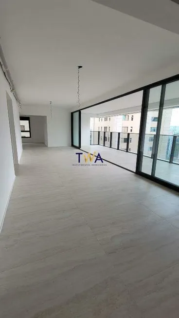 Foto 1 de Apartamento com 4 Quartos à venda, 202m² em Vila da Serra, Nova Lima