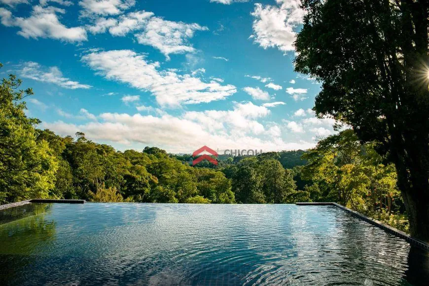 Foto 1 de Prédio Comercial com 8 Quartos à venda, 700m² em Jardim Santa Vitoria Canguera, São Roque