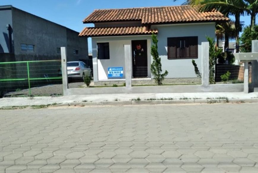 Foto 1 de Casa com 2 Quartos à venda, 56m² em Centro, Araranguá