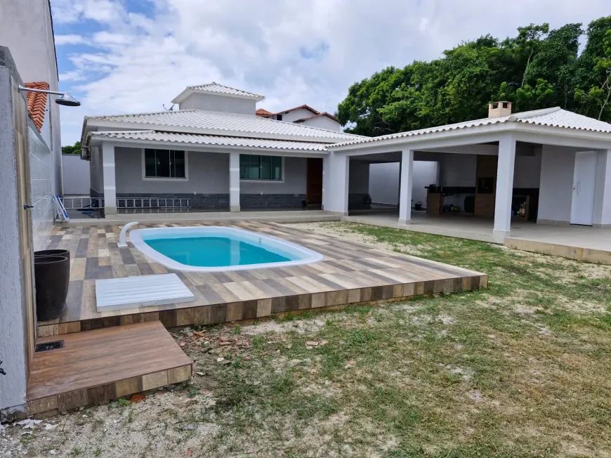 Foto 1 de Casa com 3 Quartos à venda, 230m² em Itauna, Saquarema