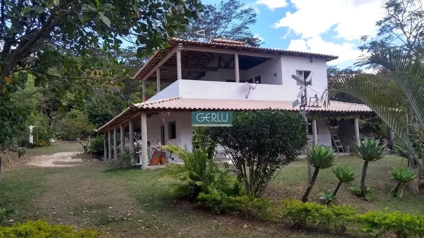 Foto 1 de Fazenda/Sítio com 4 Quartos à venda, 370m² em Gentileza, Betim