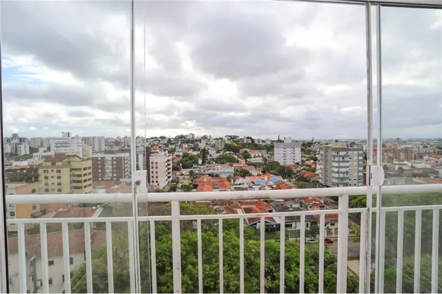 Foto 1 de Apartamento com 3 Quartos à venda, 85m² em Jardim Lindóia, Porto Alegre