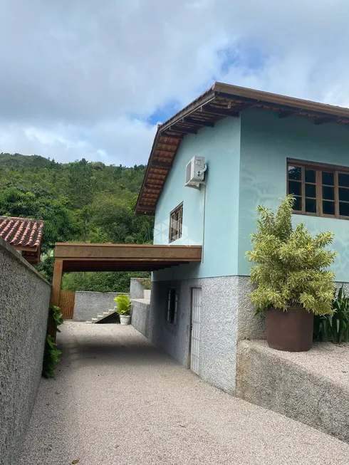 Foto 1 de Casa com 2 Quartos à venda, 113m² em Canto Dos Ganchos, Governador Celso Ramos