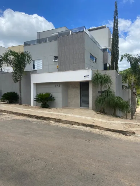 Foto 1 de Apartamento com 3 Quartos à venda, 130m² em Ibituruna, Montes Claros