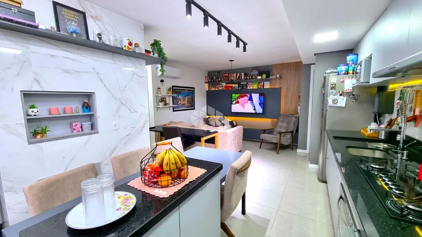 Foto 1 de Apartamento com 2 Quartos à venda, 54m² em Fátima, Canoas