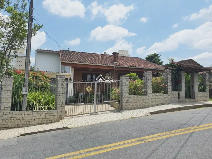 Foto 1 de Casa com 3 Quartos à venda, 282m² em Escola Agrícola, Blumenau