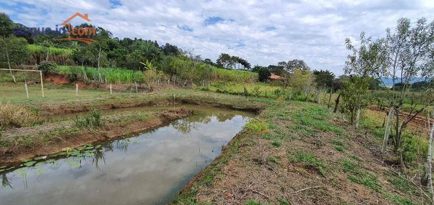 Foto 1 de Fazenda/Sítio com 1 Quarto à venda, 60m² em Chácara Itamarati, Caçapava