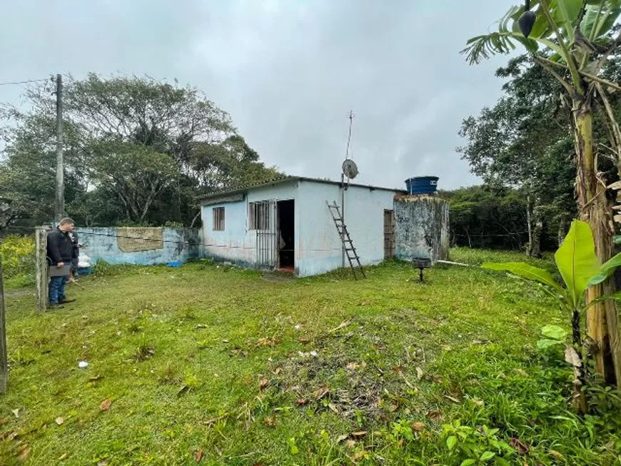 Foto 1 de Casa com 2 Quartos à venda, 300m² em Balneário Gaivota, Itanhaém