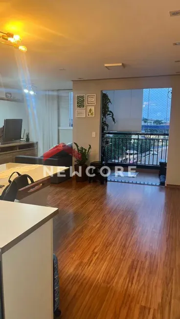 Foto 1 de Apartamento com 3 Quartos à venda, 64m² em Utinga, Santo André