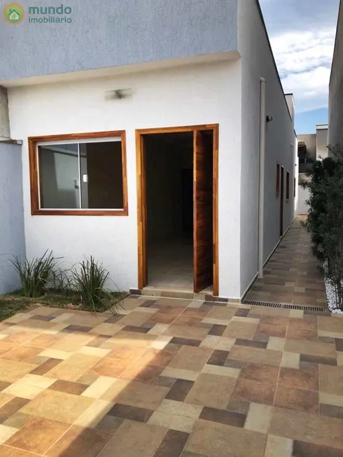 Foto 1 de Casa com 2 Quartos à venda, 65m² em Jardim Continental II, Taubaté