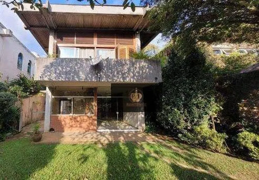 Foto 1 de Casa com 3 Quartos à venda, 300m² em Pinheiros, São Paulo