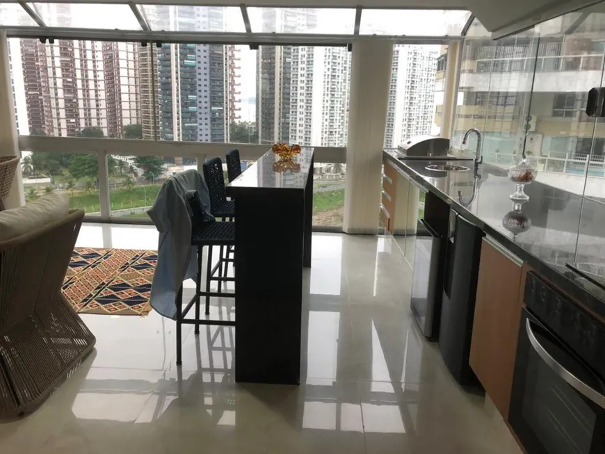 Foto 1 de Apartamento com 3 Quartos à venda, 230m² em Barra da Tijuca, Rio de Janeiro