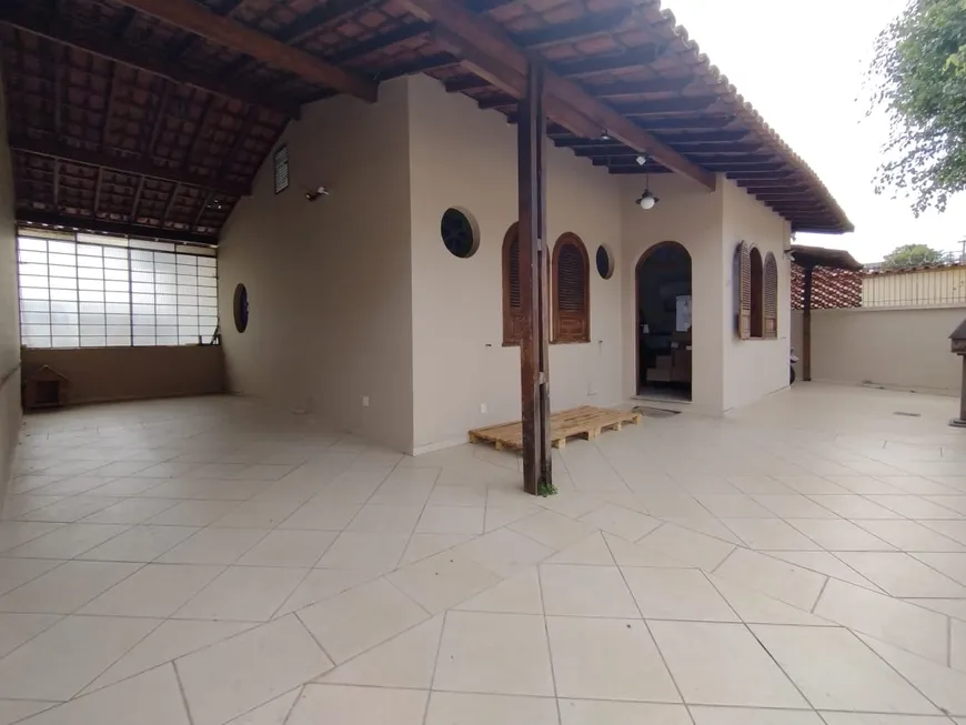 Foto 1 de Casa com 5 Quartos à venda, 500m² em Padre Eustáquio, Belo Horizonte