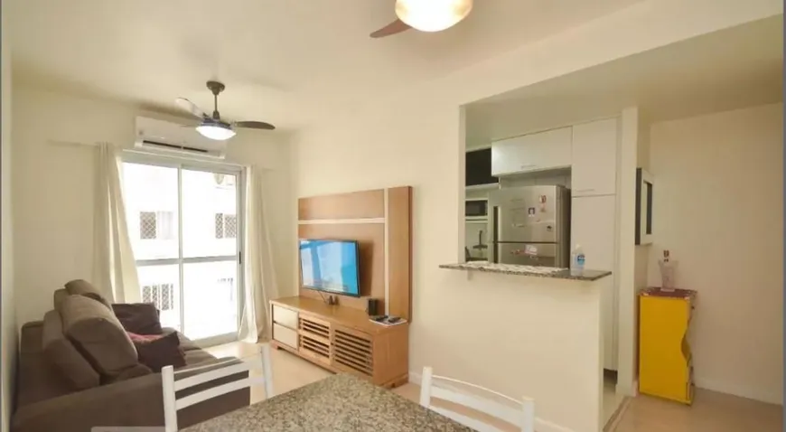 Foto 1 de Apartamento com 2 Quartos à venda, 75m² em Centro, Niterói