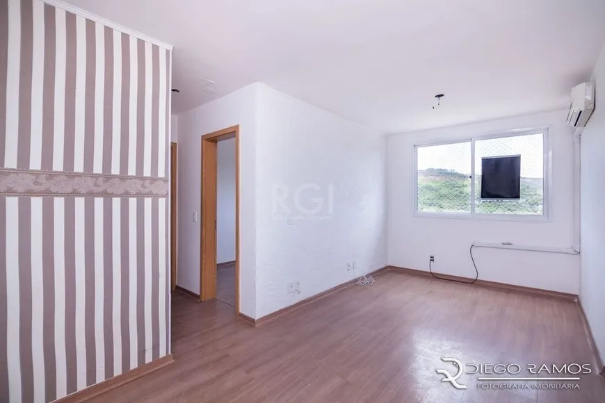 Foto 1 de Apartamento com 2 Quartos à venda, 51m² em Jardim Carvalho, Porto Alegre