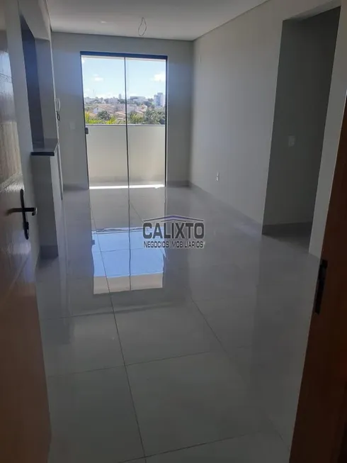 Foto 1 de Apartamento com 2 Quartos à venda, 69m² em Roosevelt, Uberlândia