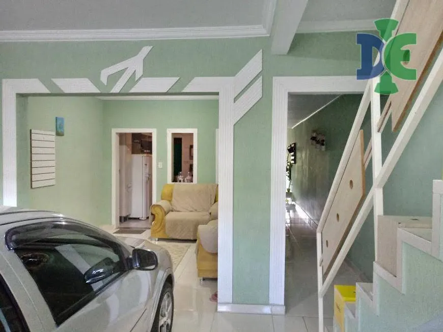 Foto 1 de Sobrado com 3 Quartos à venda, 180m² em Bandeira Branca, Jacareí