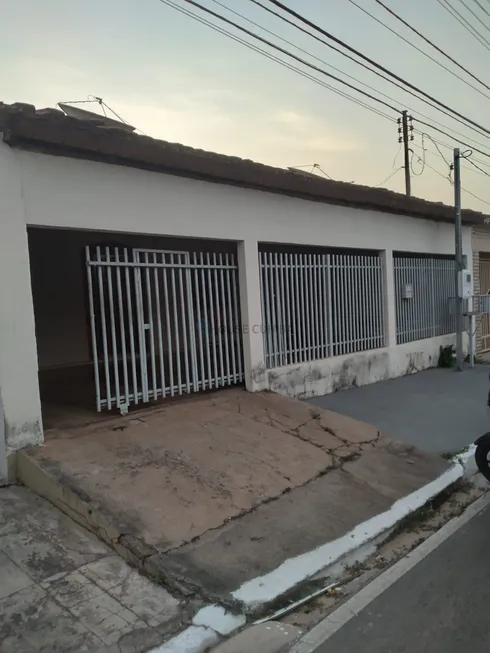 Foto 1 de Casa com 4 Quartos à venda, 180m² em Ponte Nova, Várzea Grande