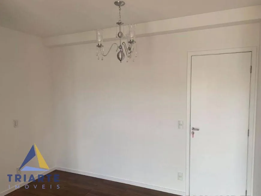 Foto 1 de Apartamento com 2 Quartos à venda, 60m² em Jardim Tupanci, Barueri