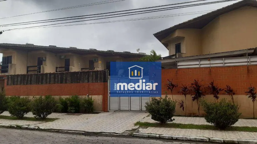 Foto 1 de Casa de Condomínio com 2 Quartos à venda, 67m² em Vila Guilhermina, Praia Grande