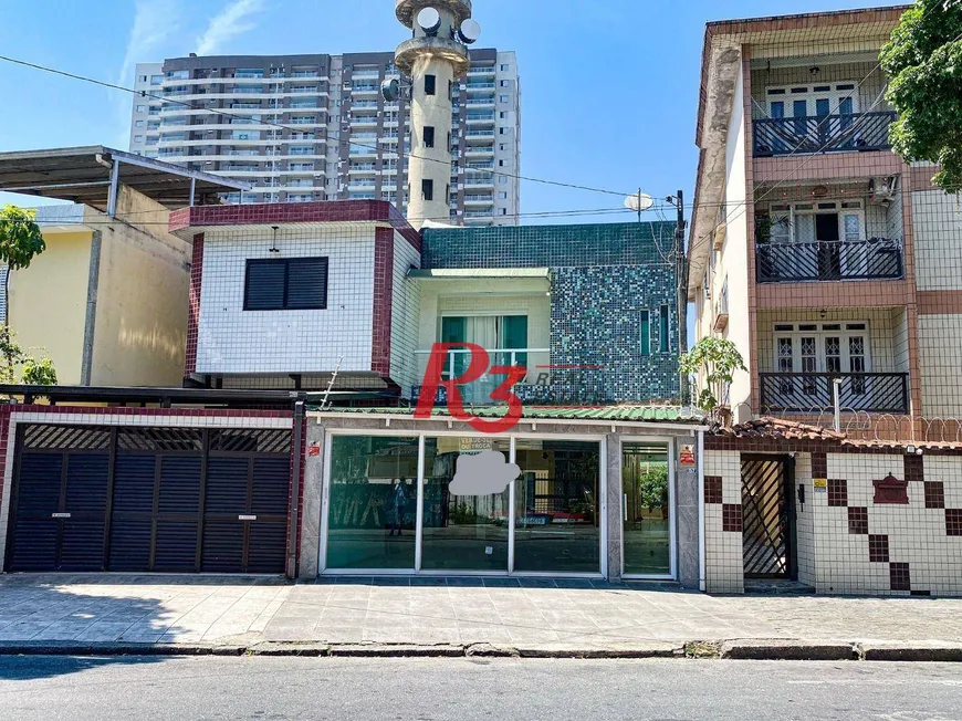 Foto 1 de Sobrado com 3 Quartos à venda, 220m² em Encruzilhada, Santos