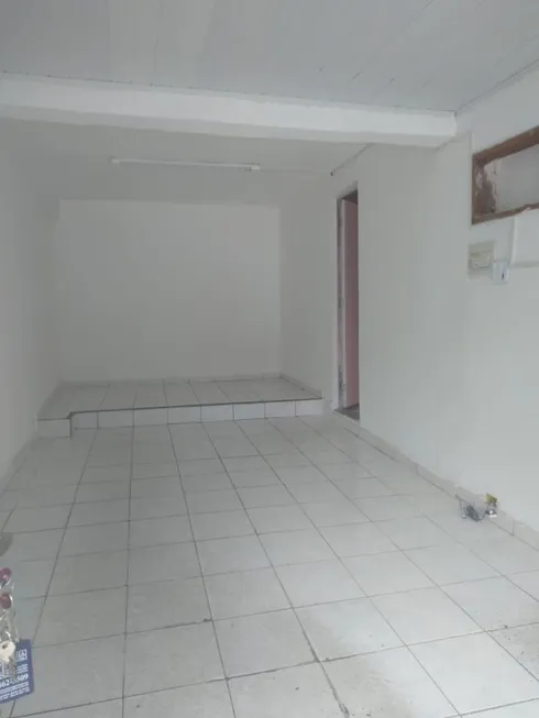 Foto 1 de Ponto Comercial para alugar, 21m² em Jardim Carioca, Rio de Janeiro