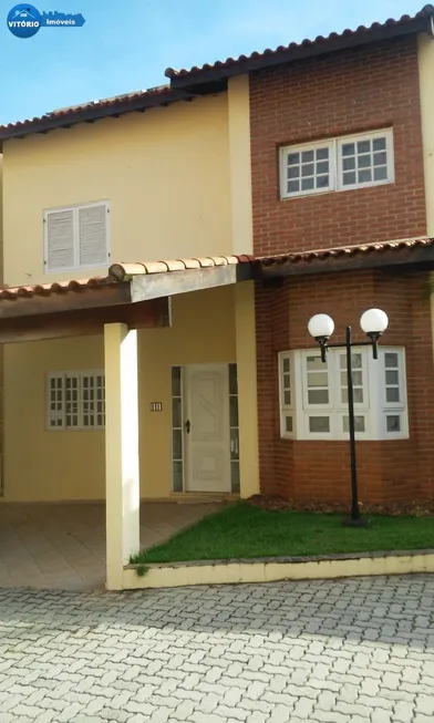 Foto 1 de Casa de Condomínio com 3 Quartos à venda, 100m² em Vila Irene, São Roque