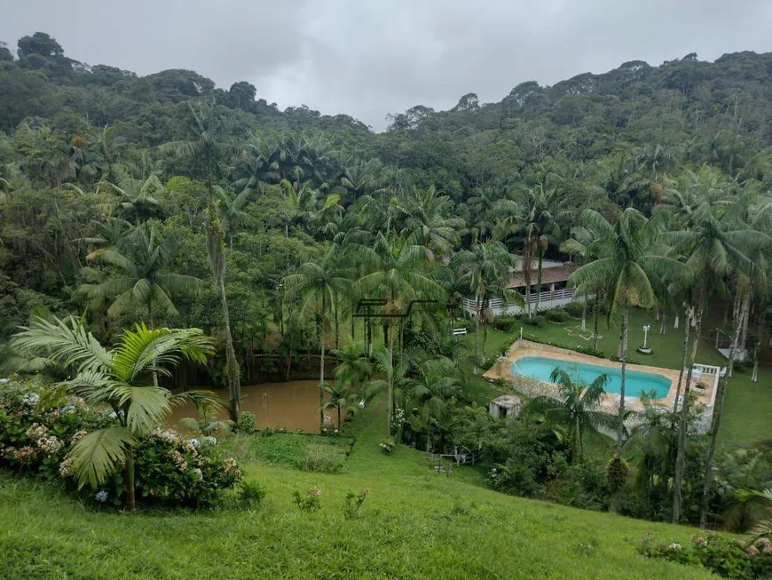 Foto 1 de Fazenda/Sítio com 3 Quartos à venda, 500m² em Jardim, Santo André