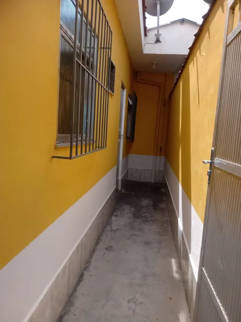 Foto 1 de Casa com 1 Quarto para alugar, 60m² em Bento Ribeiro, Rio de Janeiro