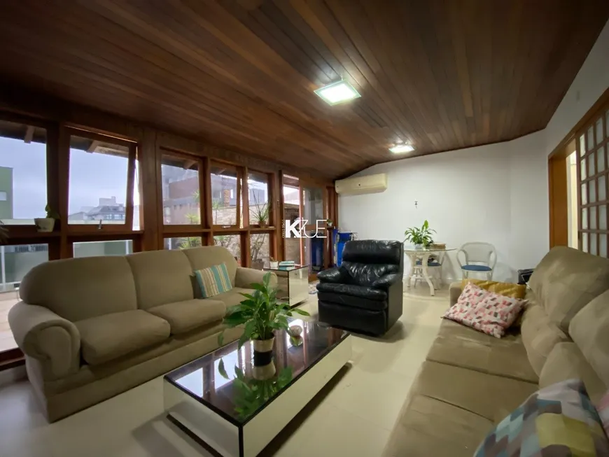 Foto 1 de Cobertura com 3 Quartos à venda, 140m² em Coqueiros, Florianópolis