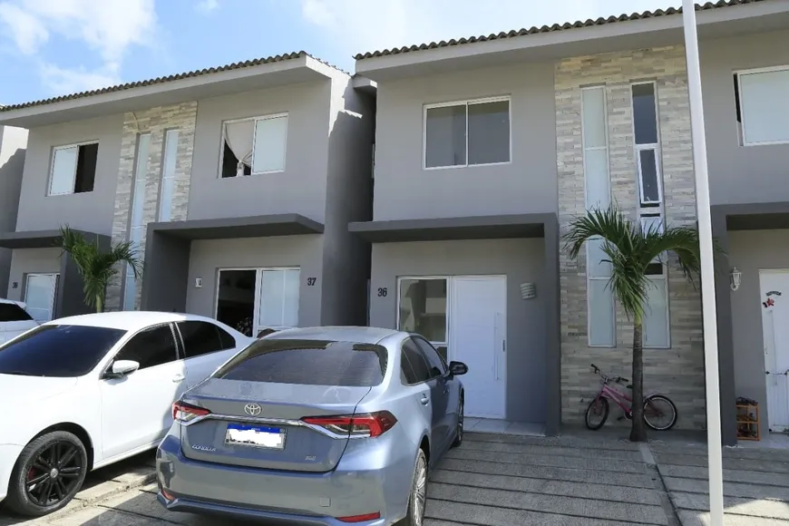 Foto 1 de Casa de Condomínio com 3 Quartos à venda, 70m² em Messejana, Fortaleza